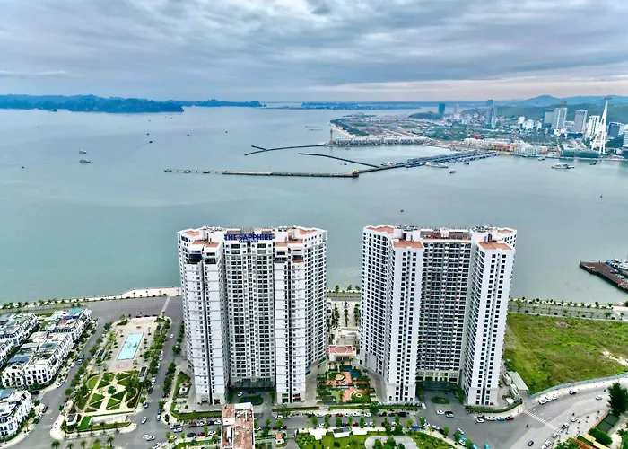 Ho The Sapphire - View Bien * Hạ Long