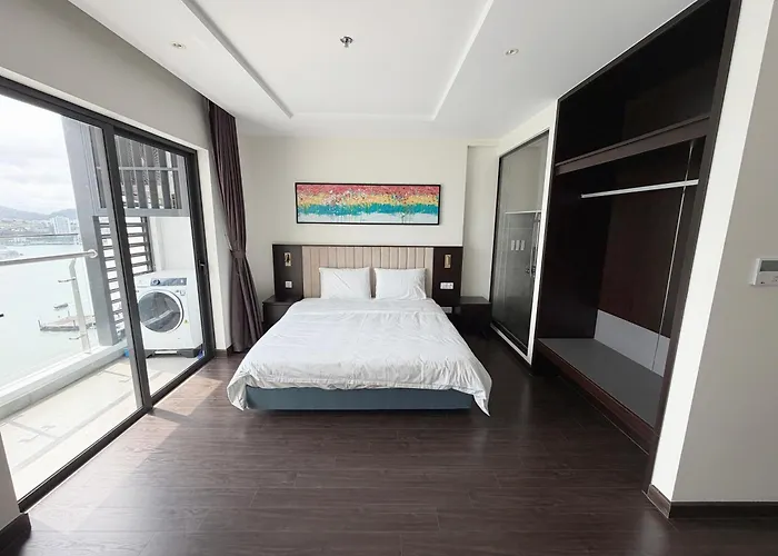 Ho The Sapphire - View Bien Apartment Hạ Long